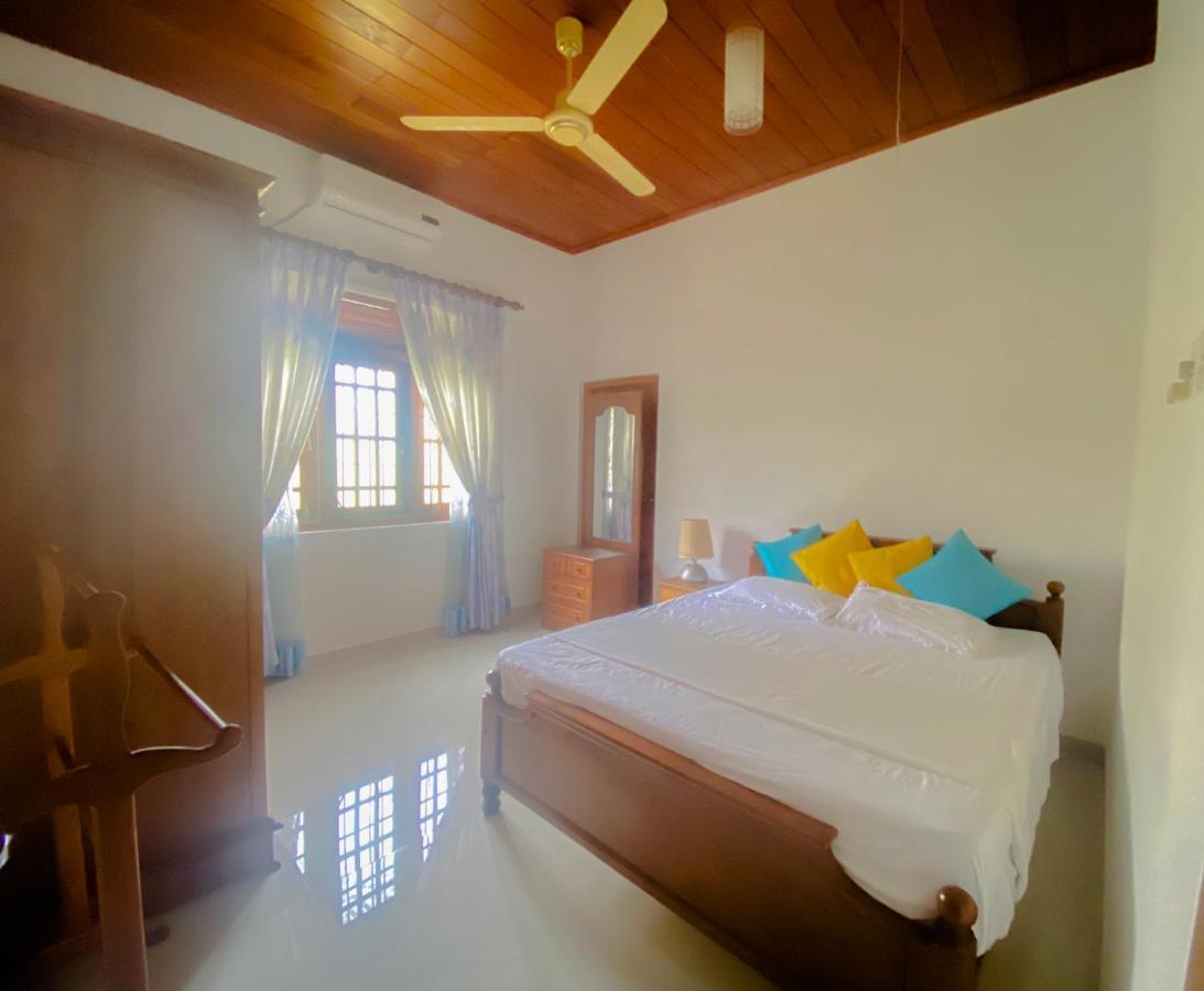 Lumbini Villa ベントータ エクステリア 写真